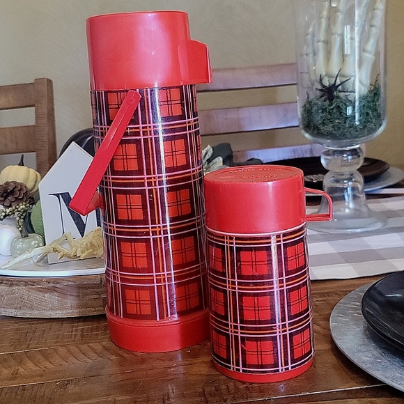 Vintage Aladdin Thermo Bottles-Red and Black  Plaid - Picture 1 of 11